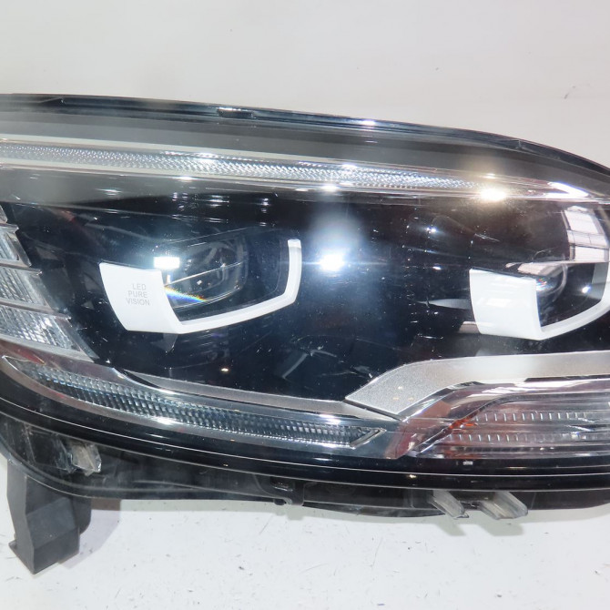 Phare droit occasion  Renault SCÉNIC IV (J9_) 1.3 tce 140 (2018)   260109047R  1