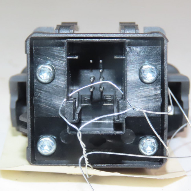 Interrupteur commande de frein a main occasion  Peugeot 3008 Monospace (0U_) 1.6 hdi (2009-2016) 5 portes   9666405677  2