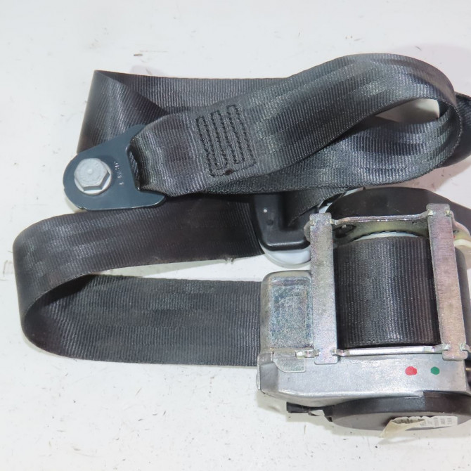 Ceinture avant gauche occasion  Peugeot 208 I (CA_, CC_) 1.2 vti 82 (2012)   98063150XX  1