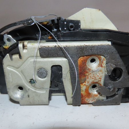 Serrure porte arg occasion  Ford FIESTA VI (CB1, CCN) 1.5 tdci (2012-2017)   2053477 