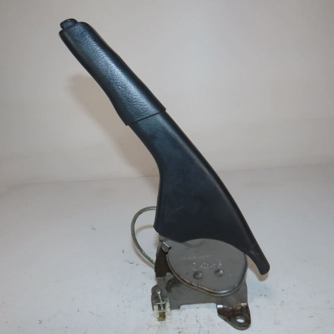 Levier frein a main occasion  Renault CLIO III (BR0/1, CR0/1) 1.5 dci (c/br0g, c/br1g) (2005-2012) 5 portes   8200964758  2