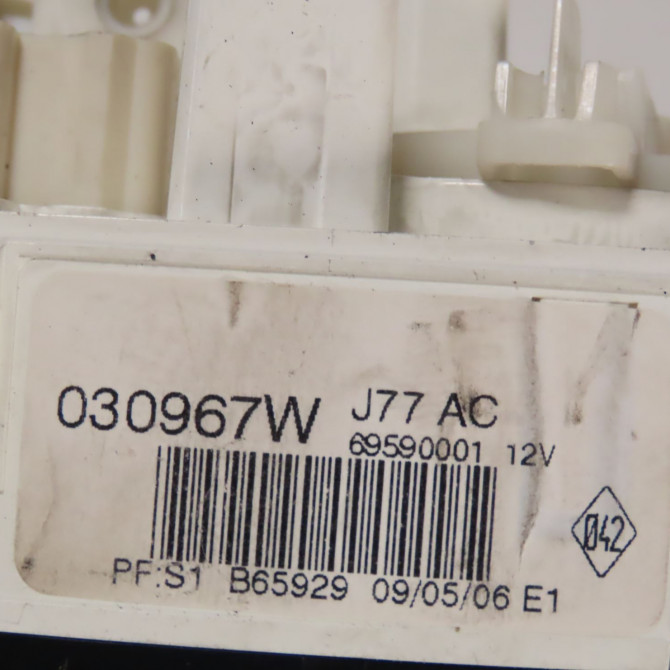 Commande de chauffage occasion  Renault CLIO III (BR0/1, CR0/1) 1.5 dci (c/br0g, c/br1g) (2005-2012) 5 portes   7701070473  2