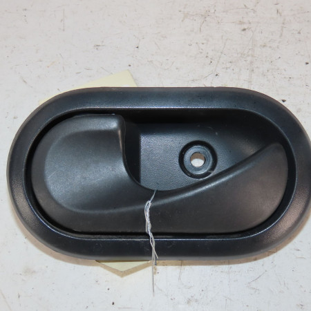 Poignee int porte avg occasion  Dacia SANDERO 1.5 dci (2010)   8200733848 
