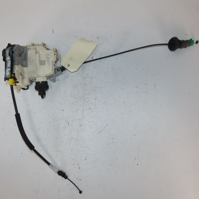 Serrure porte ard occasion  Audi Q3 (8UB, 8UG) 2.0 tdi (2011-2018)   8K0839016H  3