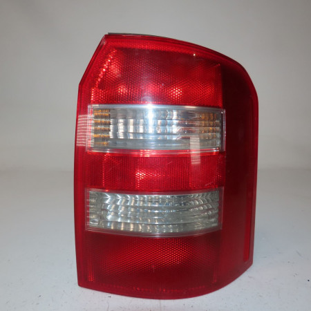 Feu arrière droit occasion  Audi A2 (8Z0) 1.4 (2000-2005) 5 portes   8Z0945096C 