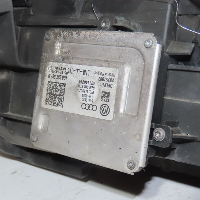 Phare droit occasion  Audi Q3 (8UB, 8UG) 2.0 tdi (2011-2018)   8U0941006  2