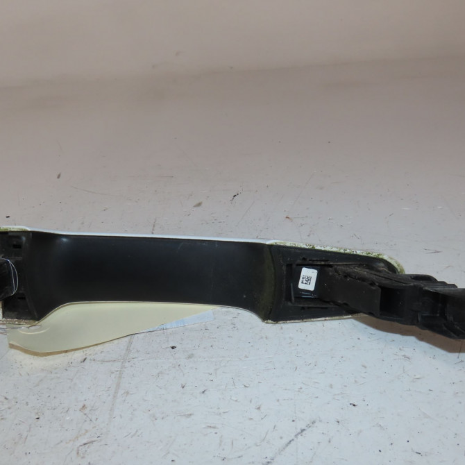 Poignee ext porte arg occasion  Land rover DISCOVERY SPORT (L550) 2.0 d 4x4 (2014)   LR061201  2