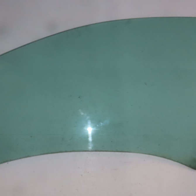 Glace porte av g occasion  Renault CLIO III (BR0/1, CR0/1) 1.5 dci (br17, cr17) (2005-2012) 5 portes   8200427621  1