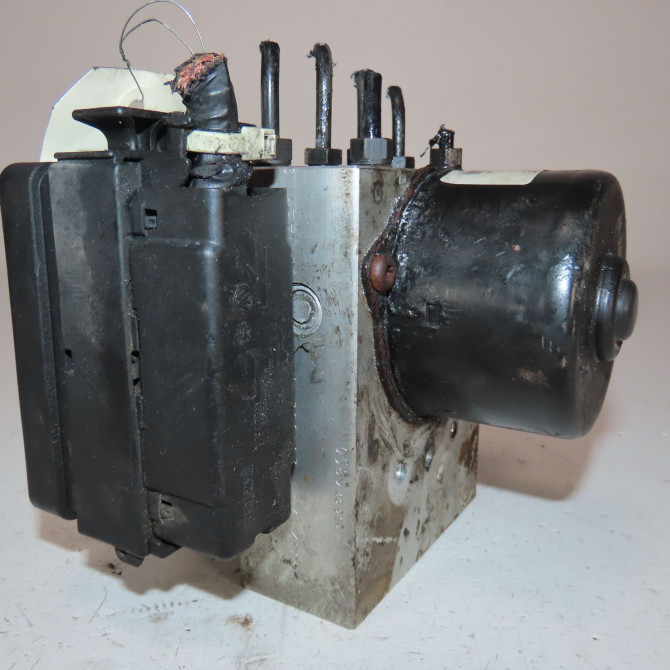 Unité hydraulique ABS occasion  Volkswagen vw TRANSPORTER V Camionnette (7HA, 7HH, 7EA, 7EH) 2.5 tdi (2003-2009)   7H0614111ECTA  4