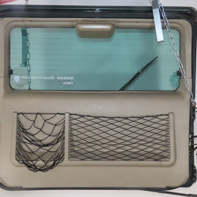 Porte battante arrière occasion  Nissan TERRANO II (R20) 2.7 tdi 4wd (1996-2007)   901000X030  2