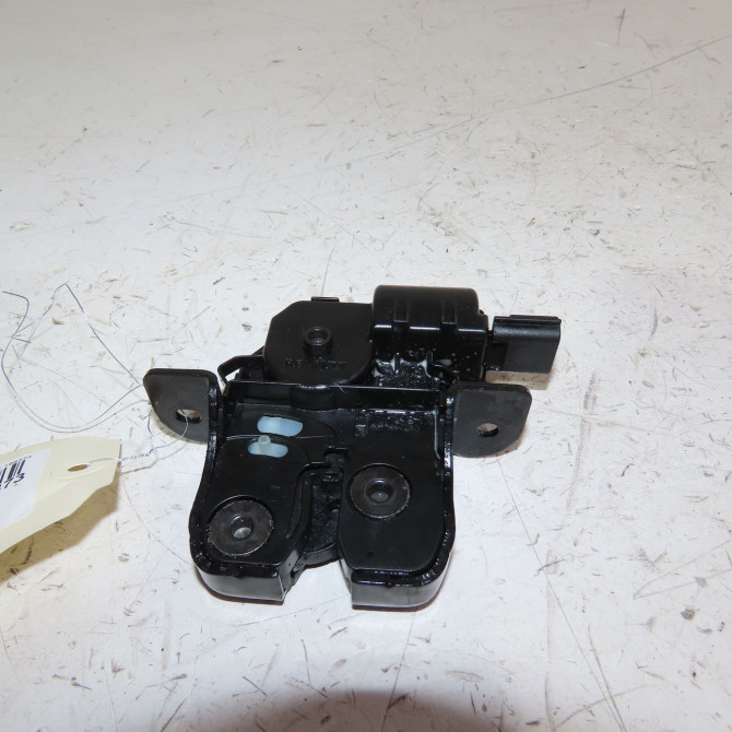 Serrure hayon occasion  Dacia DUSTER (HM_) 1.5 dci 115 (hmad) (2017)   905039428R  1