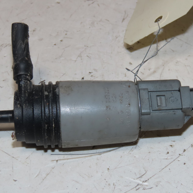 Pompe lave-glace avant occasion  Bmw 3 (E90) 320 d (2004-2011)   67127302589  3