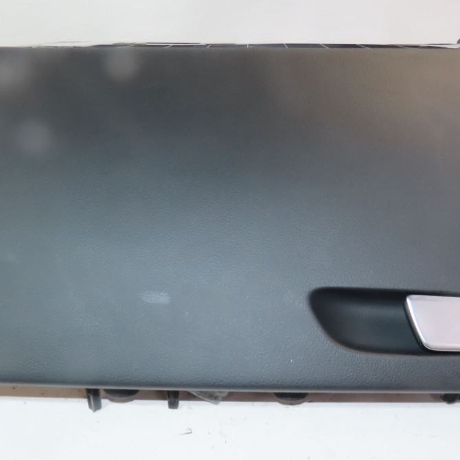 Boite à gants occasion  Audi Q5 (8RB) 3.0 tdi quattro (2008-2017)   8R1857104A6PS  1