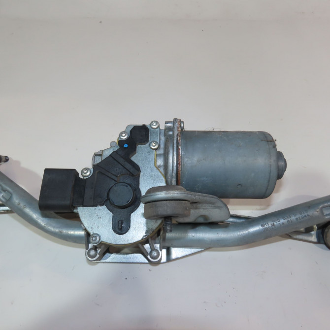 Moteur essuie-glace avant occasion  Audi A1 (8X1, 8XK) 1.2 tfsi (2010-2015)   8X1955023G  3