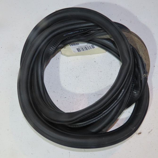 Joint porte avd occasion  Audi A1 (8X1, 8XK) S1 quattro (2014-2018)   8X4831722C  1