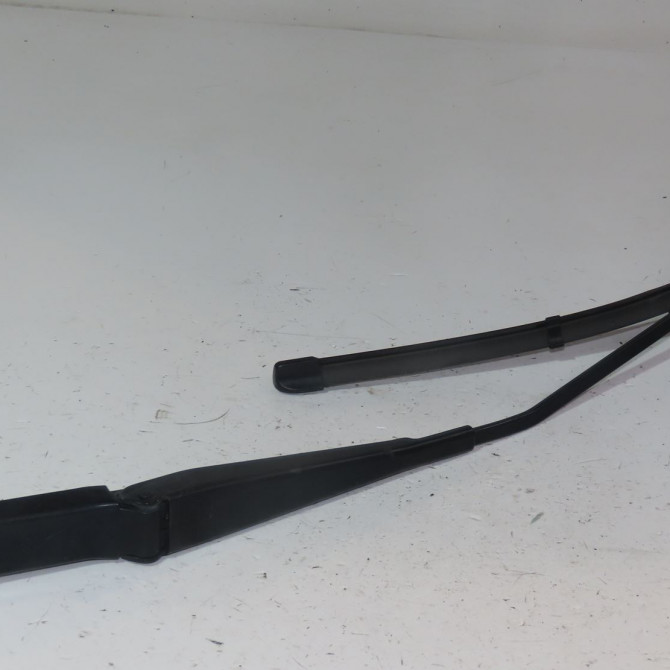 Bras essuie-glace avant gauche occasion  Audi A1 (8X1, 8XK) S1 quattro (2014-2018)   8X1955407A1P9  1