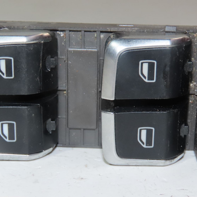 Commande lève-glace porte avant gauche occasion  Audi Q5 (8RB) 3.0 tdi quattro (2008-2017)   8K0959851FV10  1