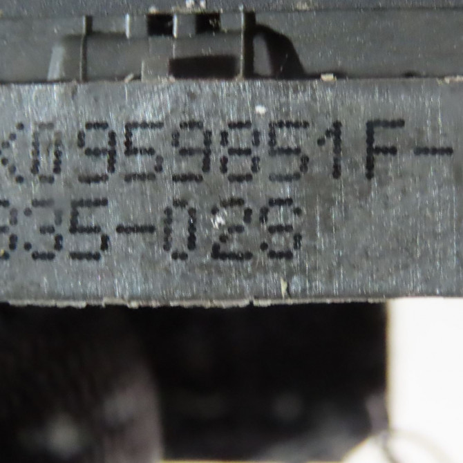 Commande lève-glace porte avant gauche occasion  Audi Q5 (8RB) 3.0 tdi quattro (2008-2017)   8K0959851FV10  3