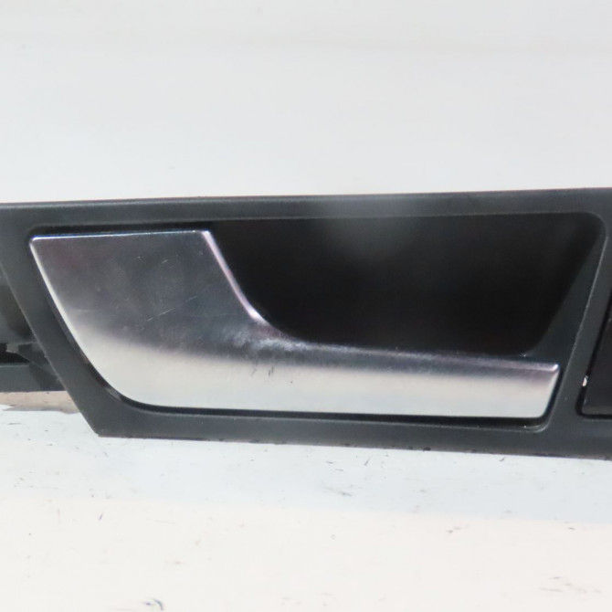 Poignee int porte avg occasion  Audi Q5 (8RB) 3.0 tdi quattro (2008-2017)   8R0837019A6PS  1