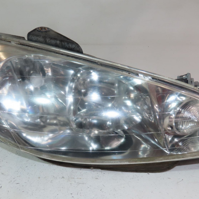 Phare droit occasion  Peugeot 206 CC (2D) 1.6 16v (2dnfuf, 2dnfur) (2000-2007) 2 portes   6205S9  1