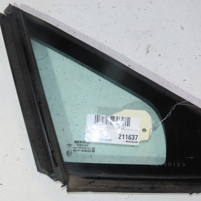 Glace av custode d occasion  Renault CLIO IV (BH_) 0.9 tce 90 (2012) 5 portes   833067947R  1