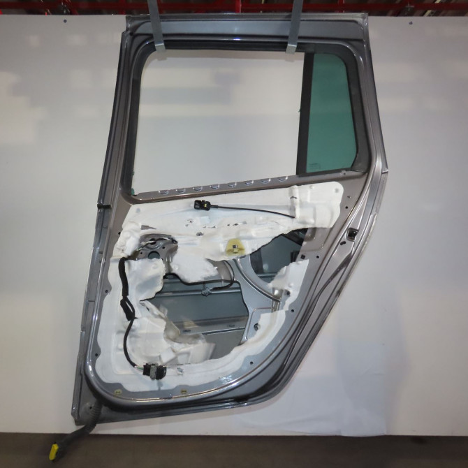 Porte arrière droite occasion  Renault MODUS / GRAND MODUS (F/JP0_) 1.6 (jp03, jp0b, jp0u, jp0y, jp1g) (2004)   821003703R  4