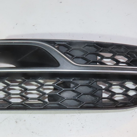 Grille d pare-choc av occasion  Audi A3 (8V1, 8VK) S3 quattro (2013-2014)   8V3807682LBMO 