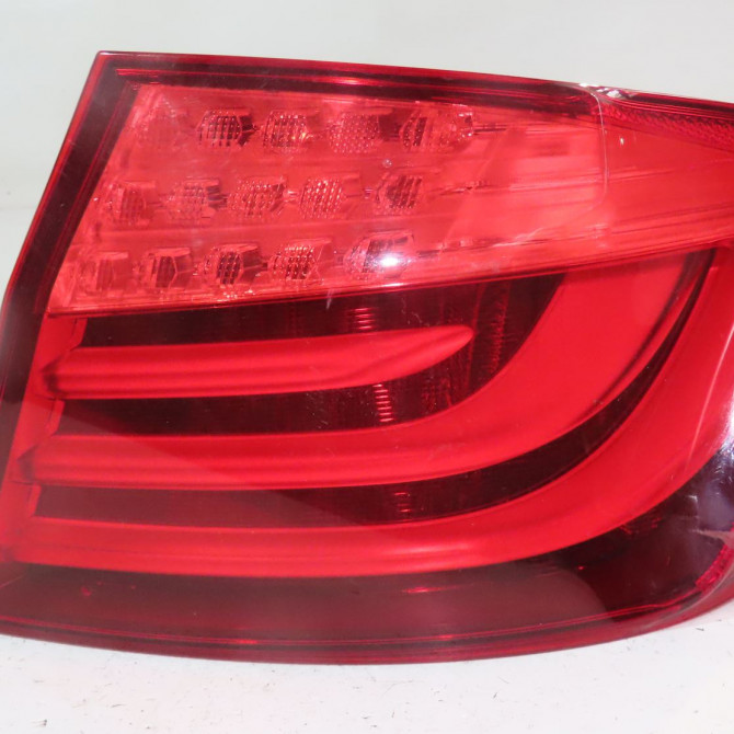 Feu arrière droit occasion  Bmw 5 (F10) M 550 d xdrive (2012-2016)   63217203230  1