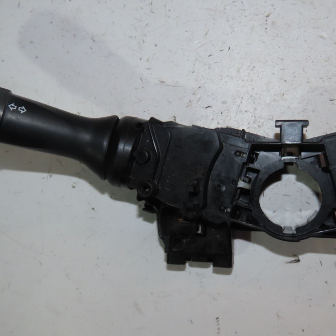 Commande eclairage occasion  Peugeot 107 (PM_, PN_) 1.0 (2005-2014) 3 portes   6253A0  1