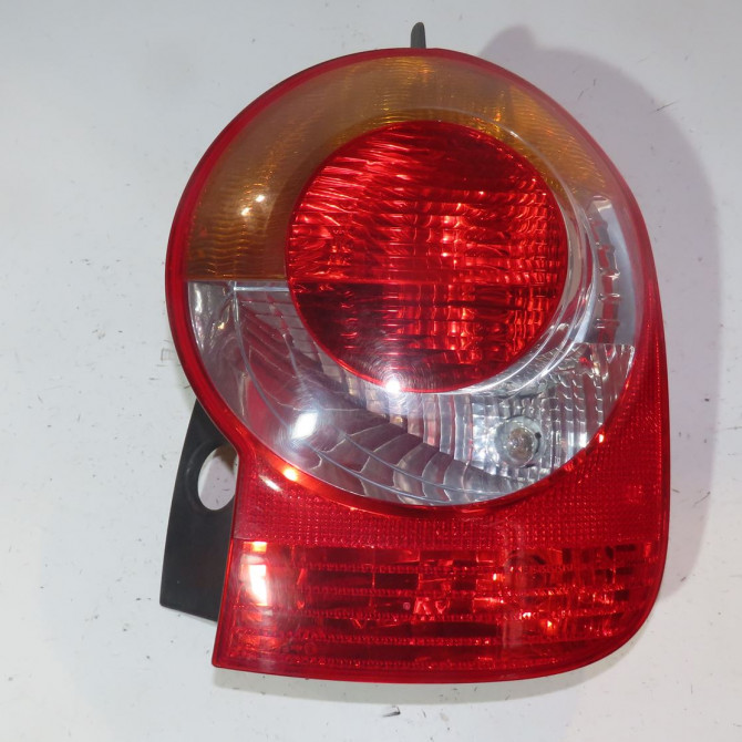 Feu arrière droit occasion  Renault MODUS / GRAND MODUS (F/JP0_) 1.5 dci (fp0e, jp0e) (2004)   8200538785  1