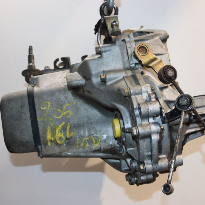 Boîte à vitesse mecanique occasion  Peugeot 206 CC (2D) 1.6 16v (2dnfuf, 2dnfur) (2000-2007) 2 portes   20CP84  3