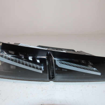 Feu arrière interieur gauche occasion  Peugeot 308 III (FB_, FH_, FP_, F3_) Puretech 130 (fphnsl, fphnst) (2021)   9835300480 