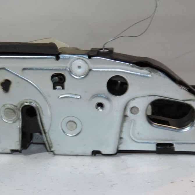 Serrure porte avd occasion  Bmw 5 (F10) M 550 d xdrive (2012-2016)   51215A36E22  1