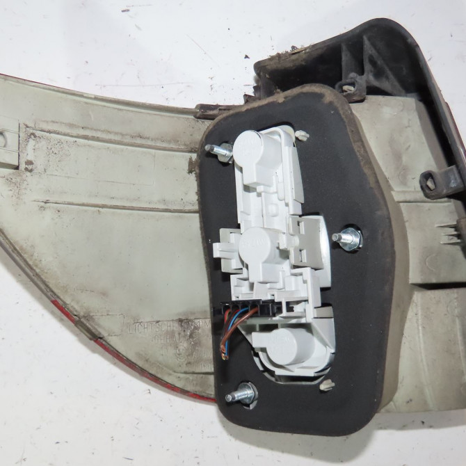 Feu arrière droit occasion  Mercedes-benz CLASSE B Sports Tourer (W245) B 180 cdi (245.207) (2005-2011) 5 portes   1698202664  2