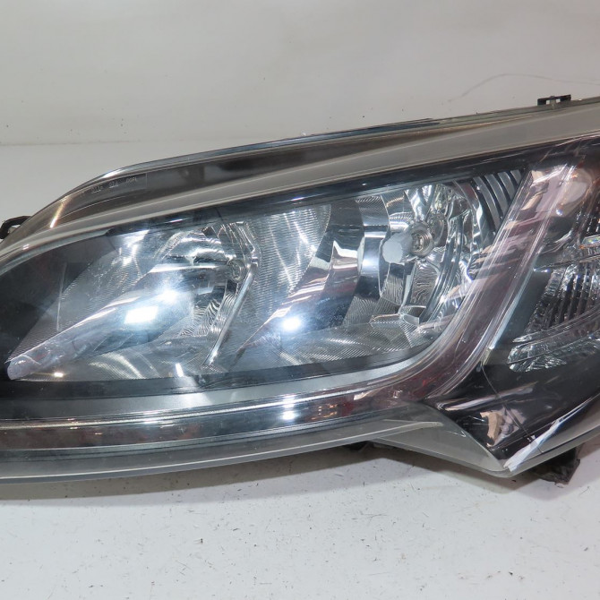 Phare gauche occasion  Peugeot BOXER Camionnette 2.2 bluehdi 140 (2019)   1631998680  1