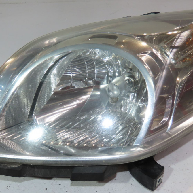 Phare gauche occasion  Fiat FIORINO Camionnette/Monospace (225_) 1.3 d multijet (225bxd1a, 225bxb1a, 225bxb11) (2007)   52086842  1