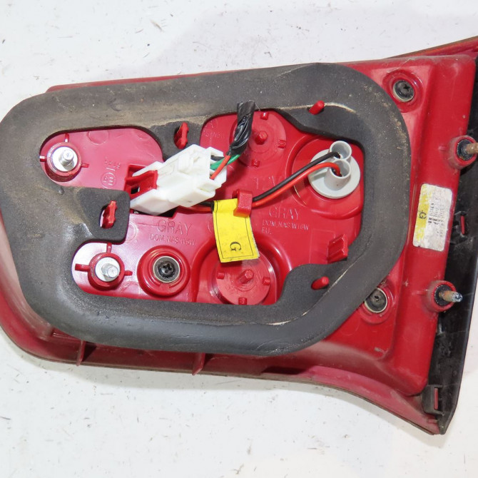 Feu arrière interieur gauche occasion  Kia SPORTAGE III (SL) 1.7 crdi (2010)   924053W010  2