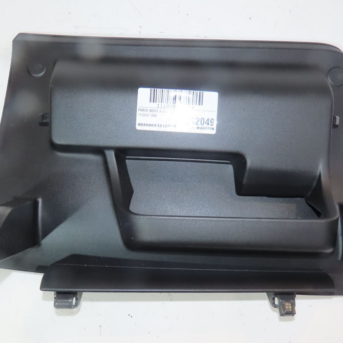 Porte boite a gants occasion  Peugeot 2008 II (UD_, US_, UY_, UK_) 1.5 bluehdi 110 (udyhsk) (2021)   98268276ZD  2