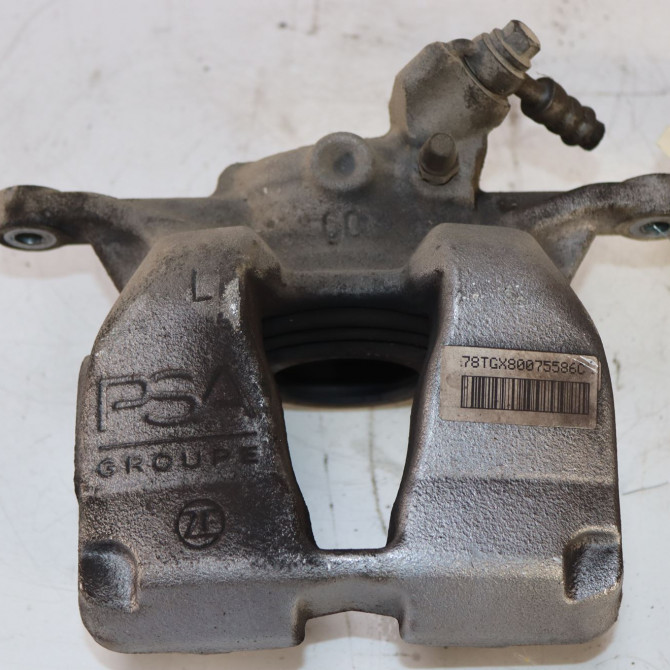 Etrier de frein avant gauche occasion  Peugeot 308 III (FB_, FH_, FP_, F3_) Bluehdi 130 (fbyhzl, fbyhzt) (2021)   1647879980  1