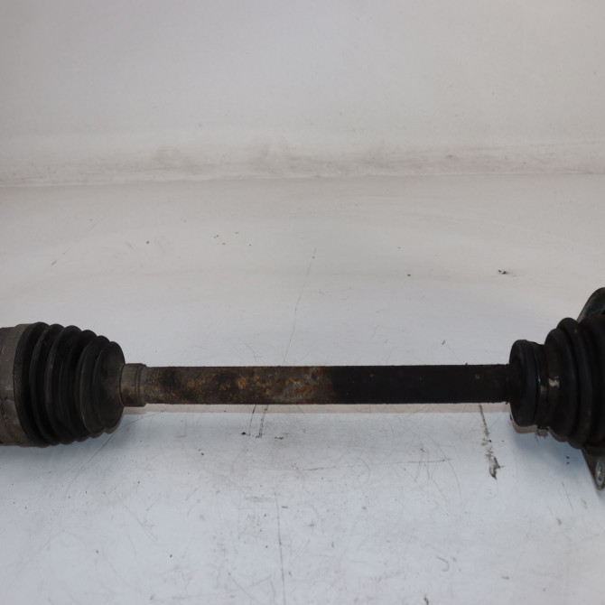 Transmission avant gauche occasion  Renault CLIO II (BB_, CB_) 1.2 16v (bb05, bb0w, bb11, bb27, bb2t, bb2u, bb2v, cb05,... (2001-2016) 3 portes   8200571876  1