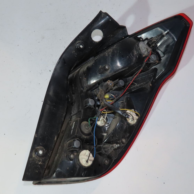 Feu arrière gauche occasion  Ssangyong KORANDO (CK) 2.0 e-xdi (2010)   8360134060  2