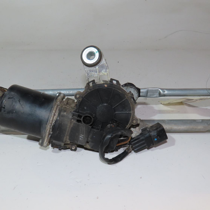 Moteur essuie-glace avant occasion  Ssangyong KORANDO (CK) 2.0 e-xdi (2010)   8610134001  1