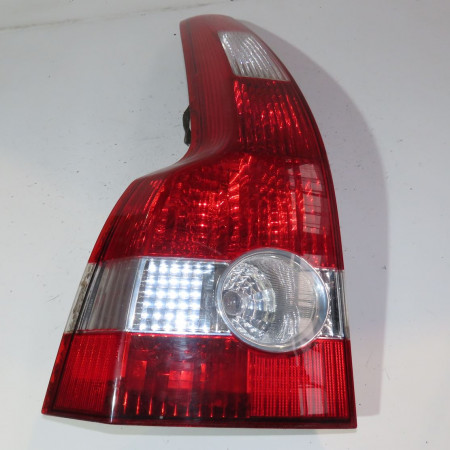 Feu arrière gauche occasion  Volvo V50 (545) 2.0 cdi (2003-2006)   30678749 
