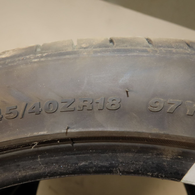 Pneus occasion  Audi A5 (8T3) 2.7 tdi (2007-2012)   245/40R18  3