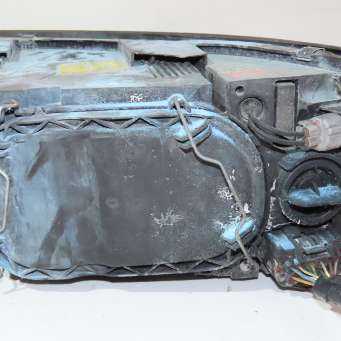 Phare droit occasion  Volvo V50 (545) 2.0 cdi (2003-2006)   306988890  3