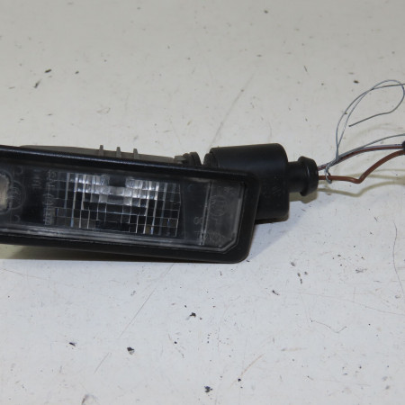 Eclaireur plaque de police d occasion  Volkswagen vw GOLF VII (5G1, BQ1, BE1, BE2) 1.2 tsi (2012-2017)   5G0052110 