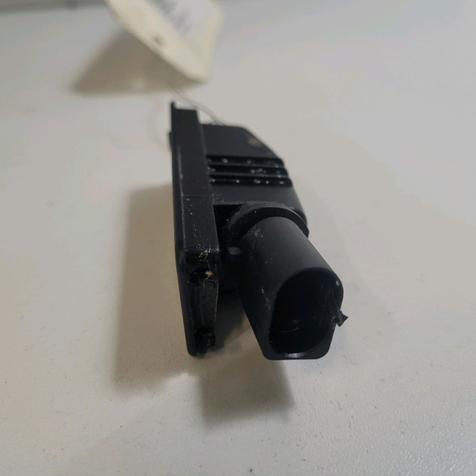 Eclaireur plaque de police d occasion  Volkswagen vw POLO V (6R1, 6C1) 1.4 tdi (2014)   1K8943021  2