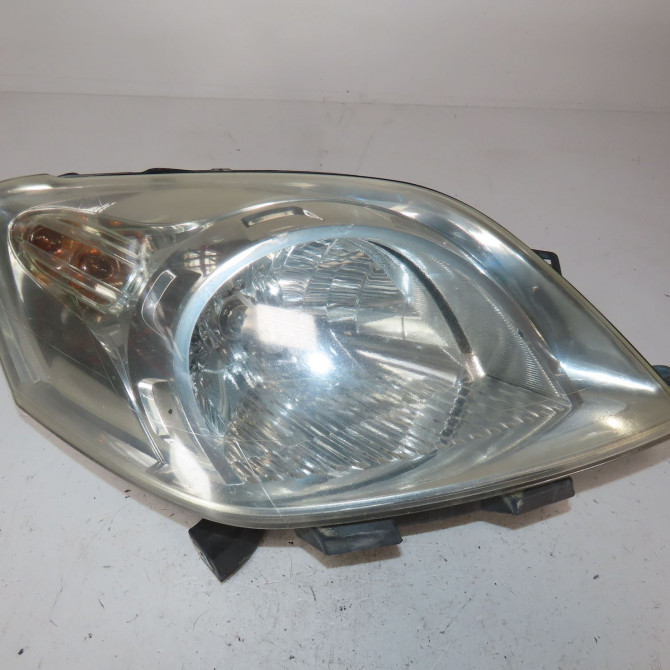 Phare droit occasion  Fiat FIORINO Camionnette/Monospace (225_) 1.3 d multijet (225bxd1a, 225bxb1a, 225bxb11) (2007)   52086838  1