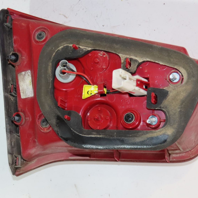 Feu arrière intérieur droit occasion  Kia SPORTAGE III (SL) 1.7 crdi (2010)   924603W010  2