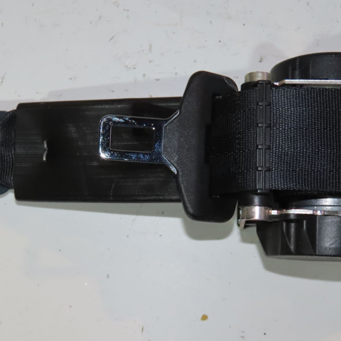 Ceinture arrière droite occasion  CITROEN DS5 Phase 1 06-2011->...   98000632XX  1